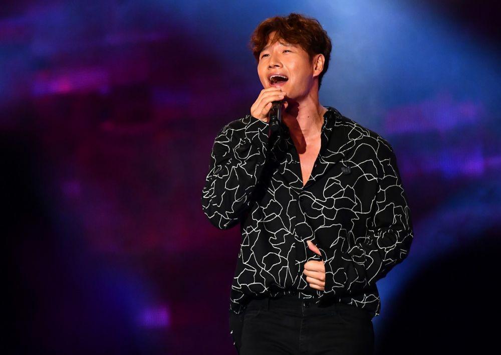 5 Lagu dan OST Kim Joong Kook Cocok Buat Kamu yang Suka Suara Lembut