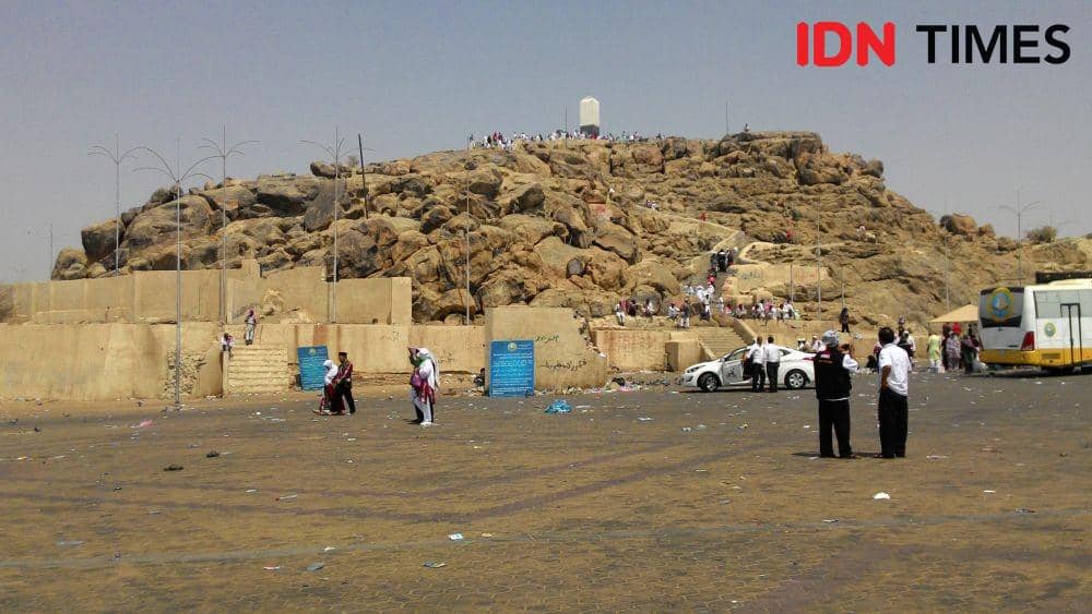Jabal Rahmah, Arafah, Makkah (IDN Times/Umi Kalsum)