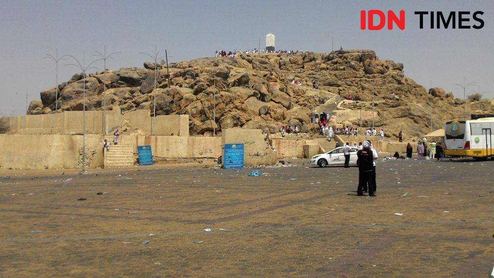 Jabal Rahmah, Arafah, Makkah (IDN Times/Umi Kalsum)