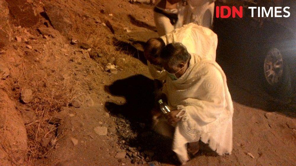 Mabit di Muzdalifah, Makkah (IDN Times/Umi Kalsum)