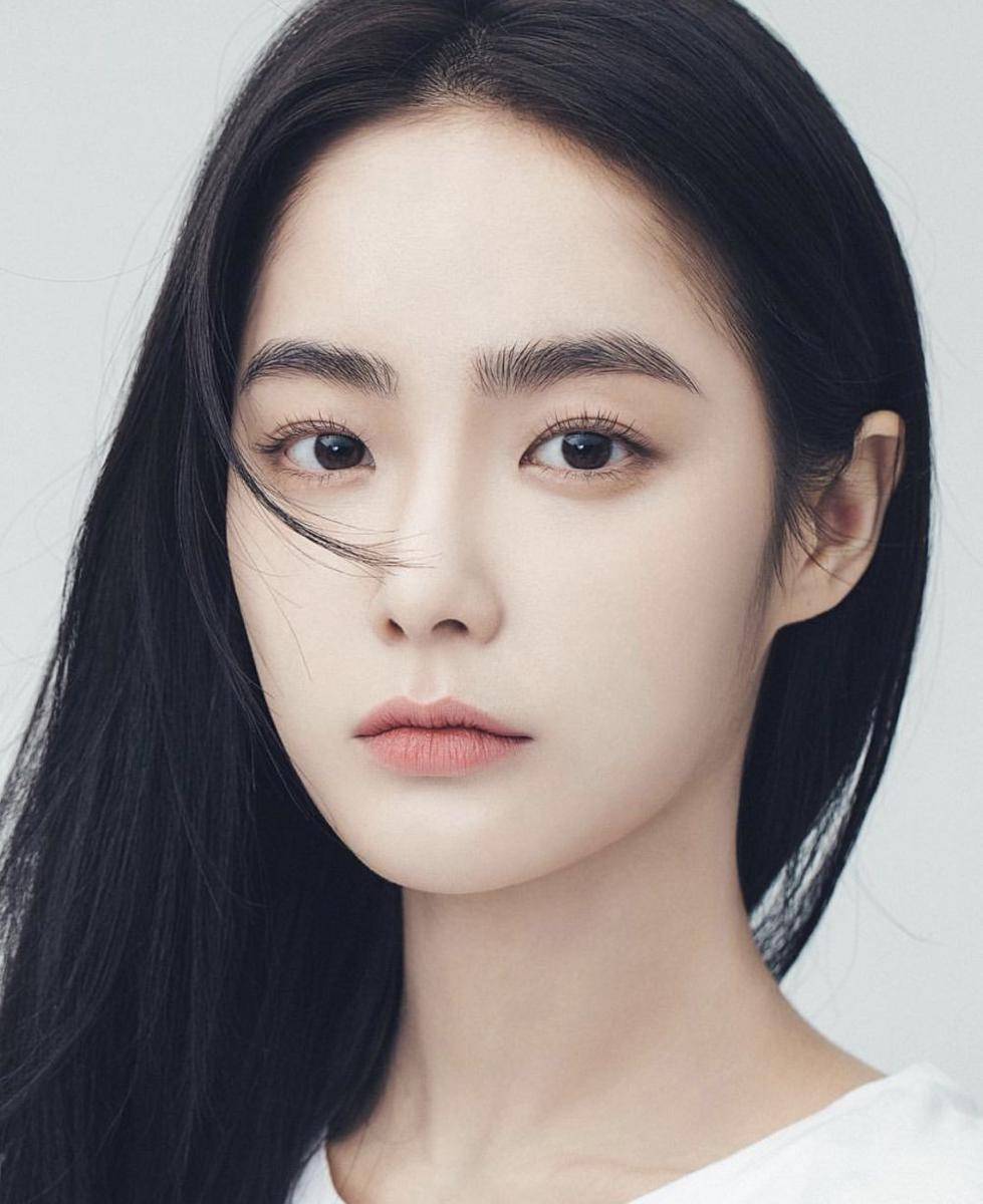 Instagram.com/hongsuzu