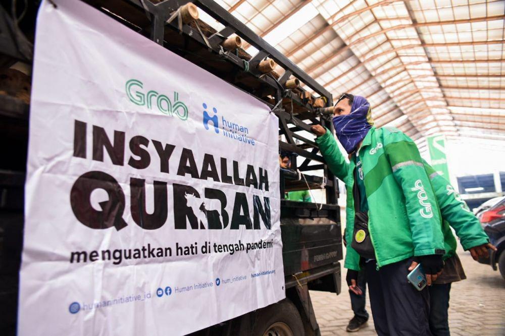 Mitra pengemudi GrabCar dan GrabBike di Medan pemenang dari kompetisi “Semua Bisa Berqurban” (Dok. IDN Times)