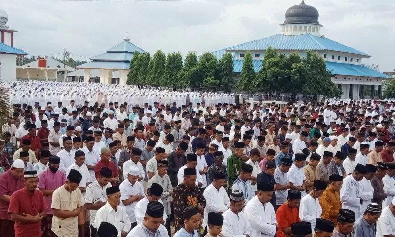 Ilustrasi Umat Muslim Shalat