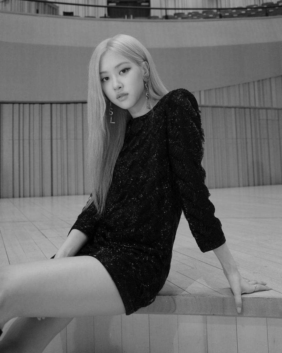 instagram.com/roses_are_rosie