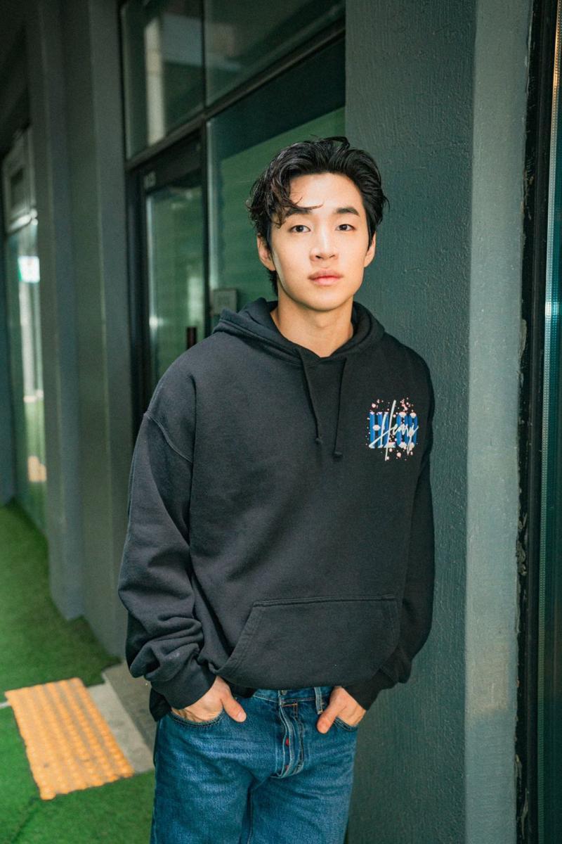 Henry Lau (twitter.com/henrylau89)