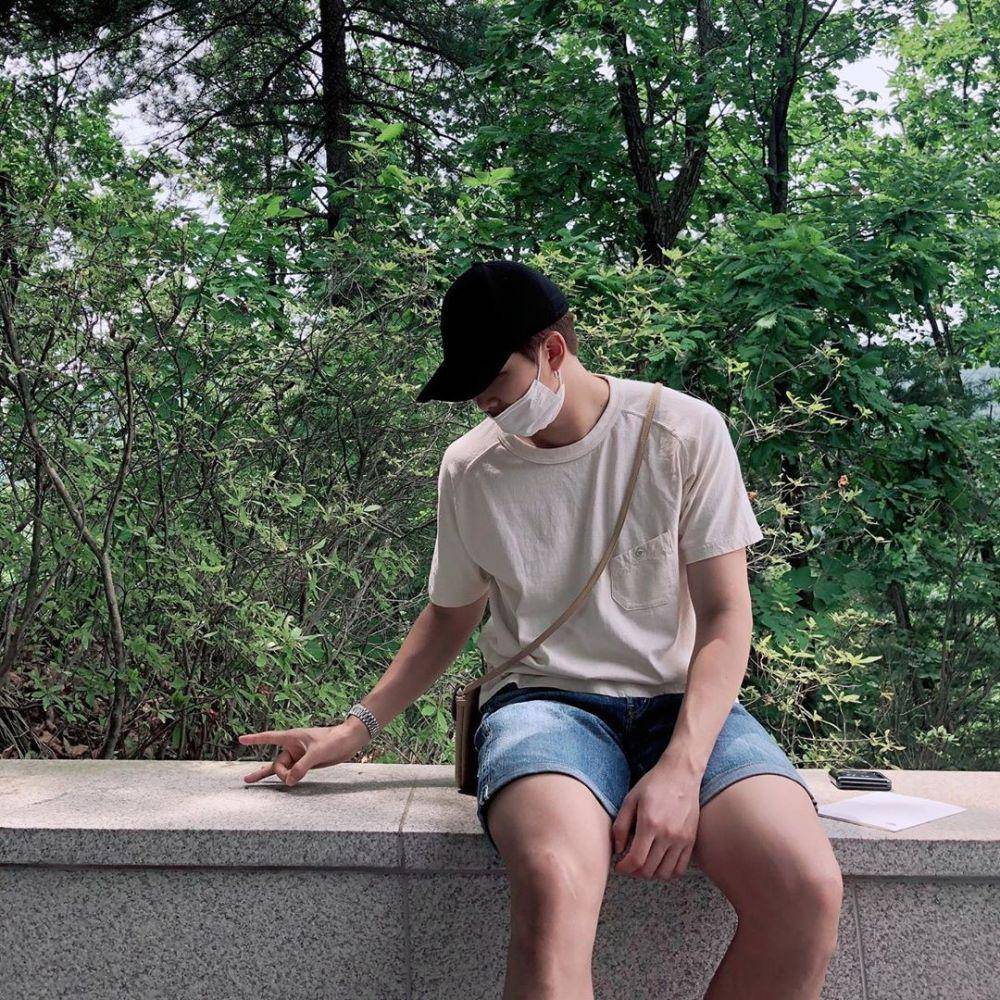 instagram.com/btsnamjoon