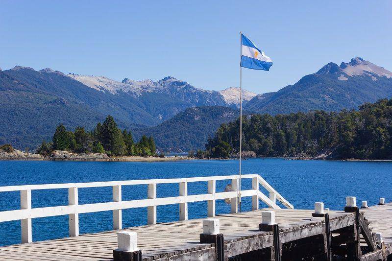 Ilustrasi bendera negara Argentina (Unsplash.com/Fernando Tavora)