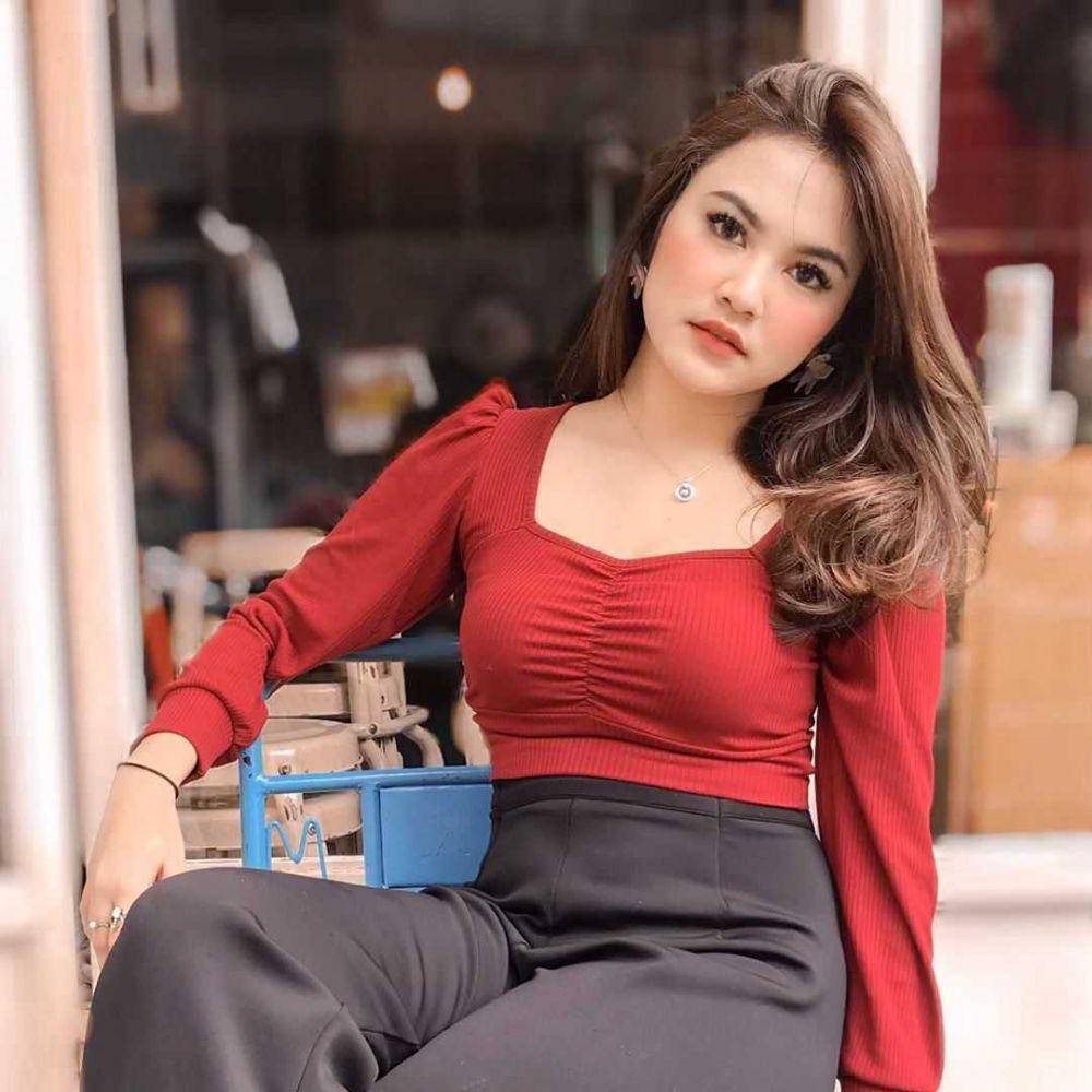 instagram/mahaliniraharja
