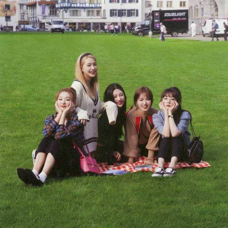 Red Velvet (Twitter.com/TBM_210)
