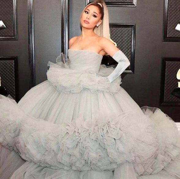 instagram.com/arianagrande