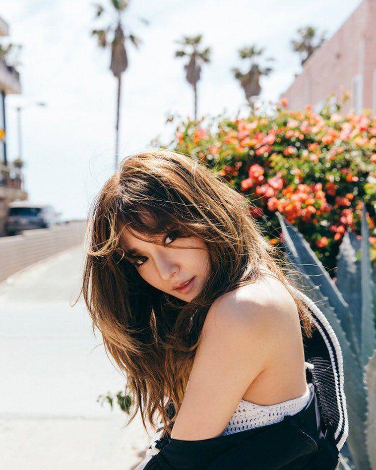 instagram.com/tiffanyyoungofficial