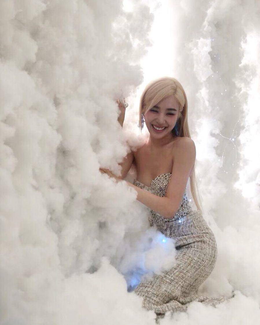 instagram.com/tiffanyyoungofficial