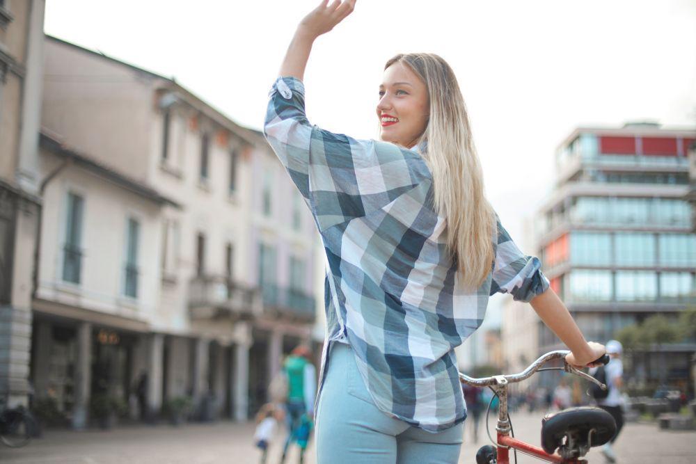8 Cara selain Bilang 'Hello' dalam Bahasa Inggris, biar Lebih Friendly