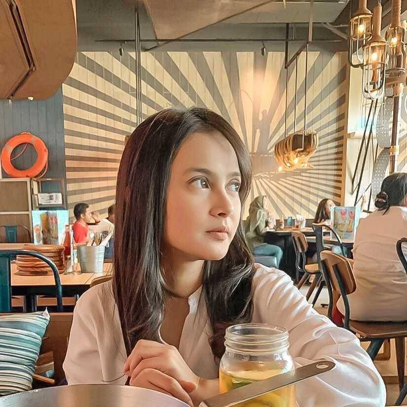 Instagram.com/rosnitaputri