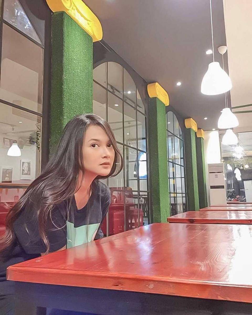 Instagram.com/rosnitaputri