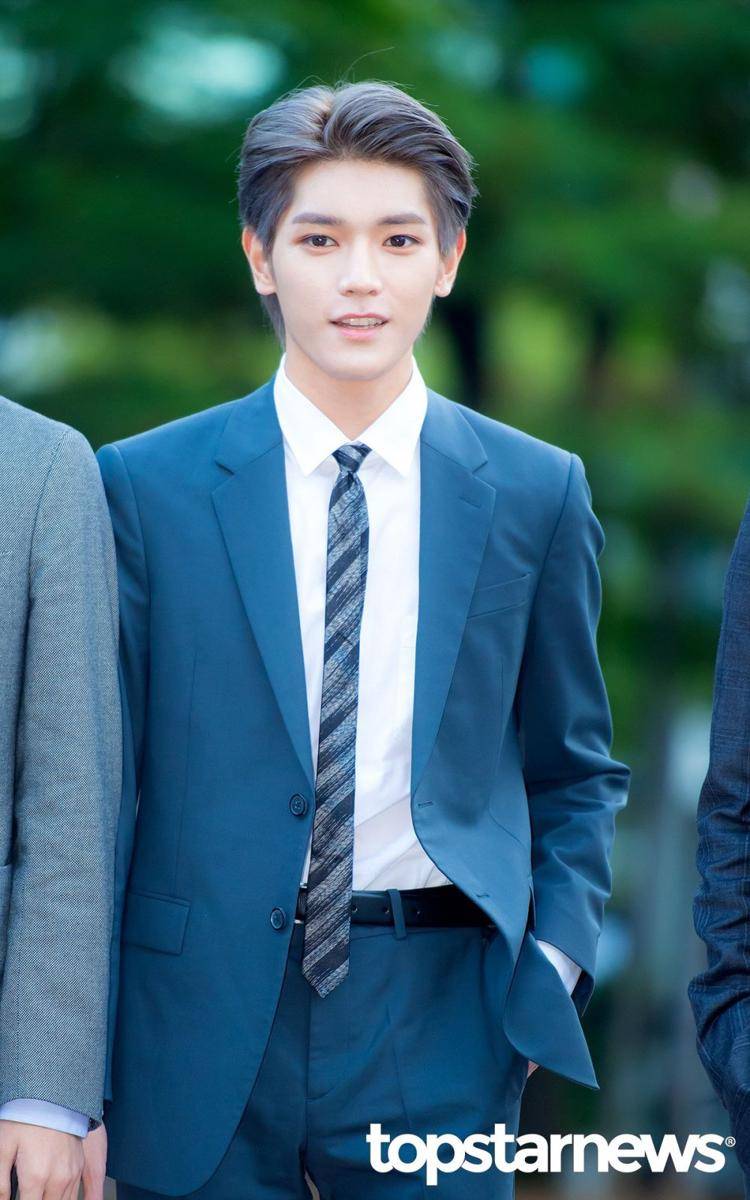 twitter.com/jaeyong_id