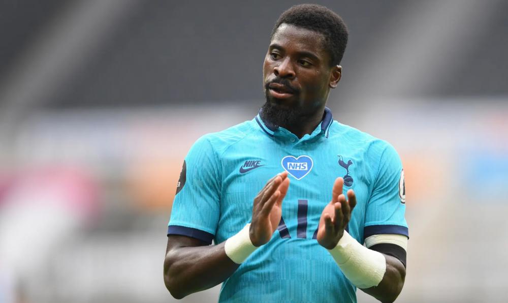 Serge Aurier, bek kanan Tottenham Hotspur. Twitter/@guardian_sport