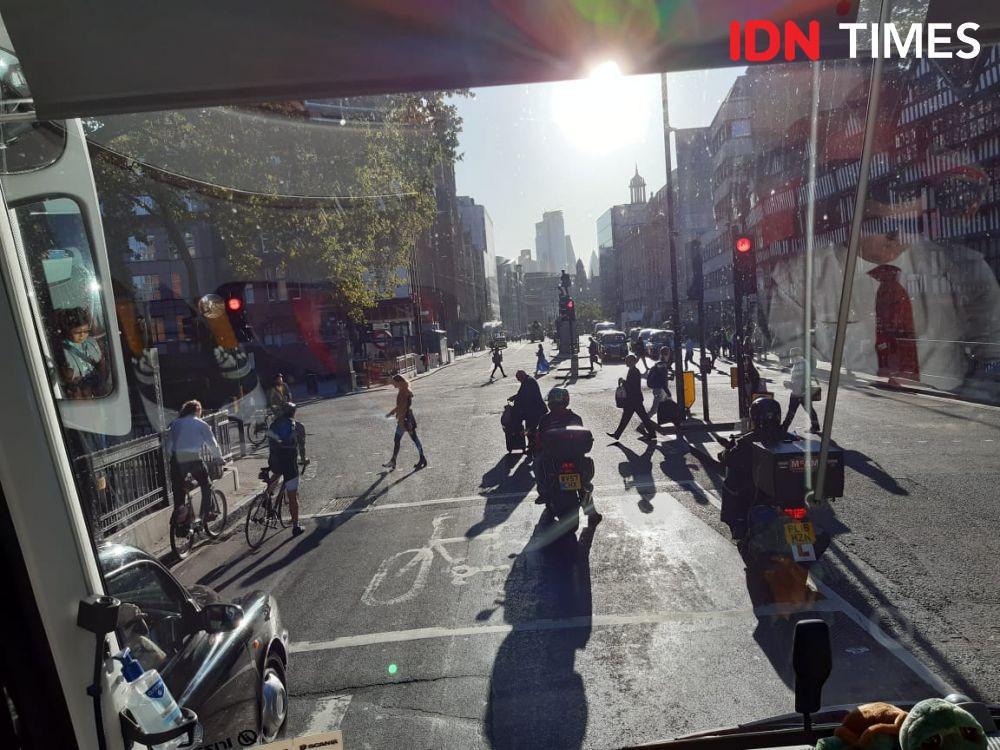 Ilustrasi jalanan protokol di London, Inggris (IDN Times/Anata)