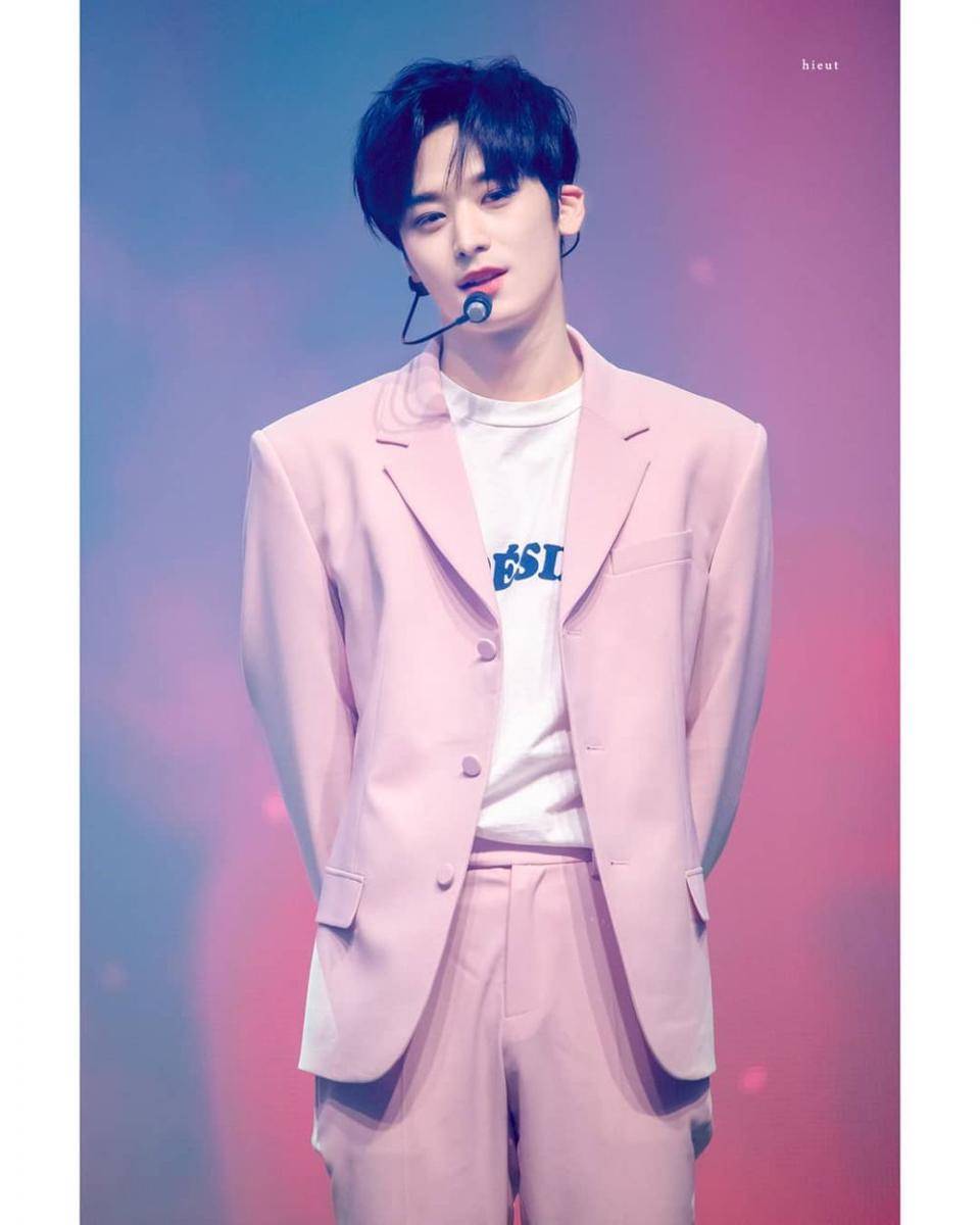 instagram.com/bemyjuyeon