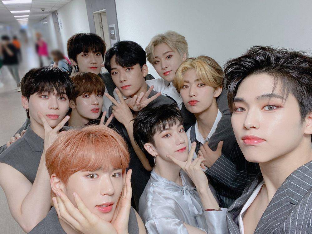 twitter.com/official__1the9