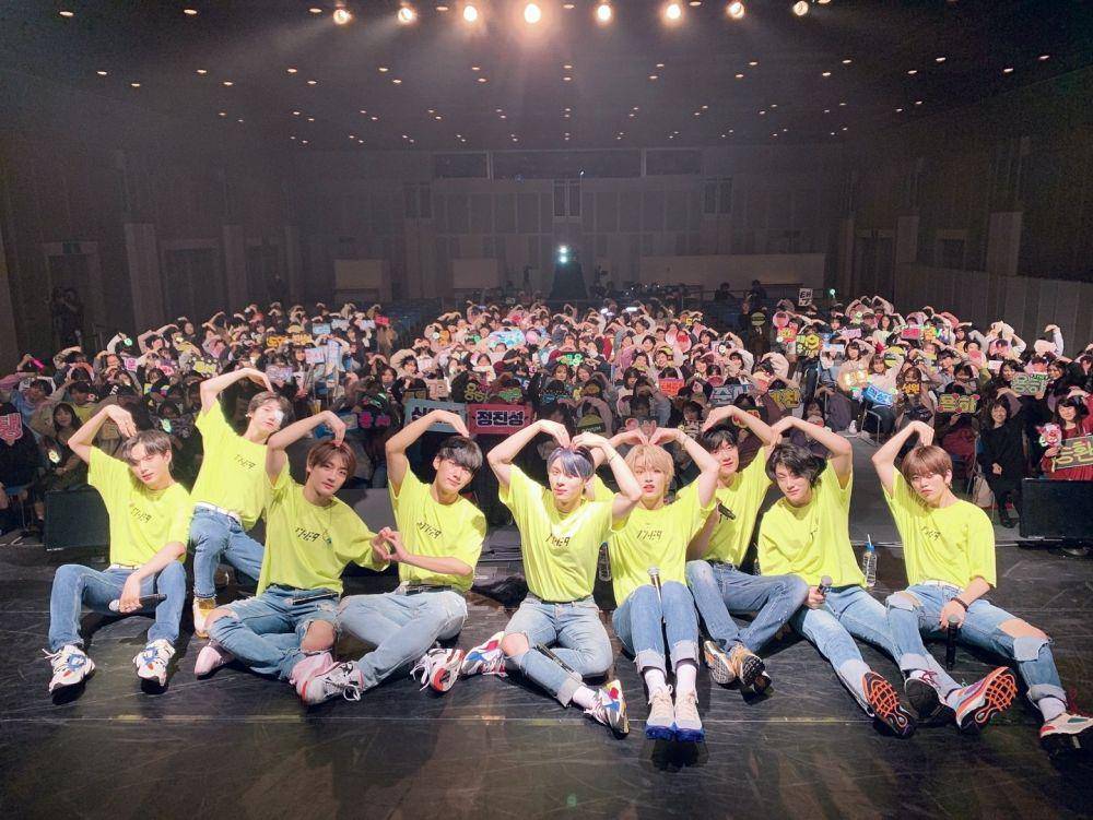 twitter.com/official__1the9