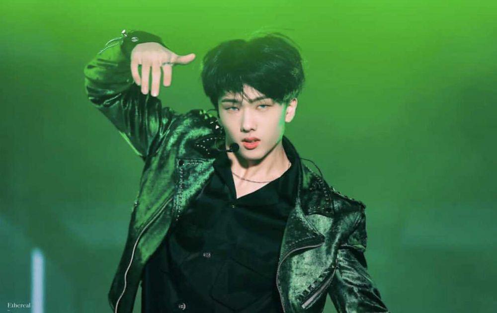 twitter.com/jisunghourly
