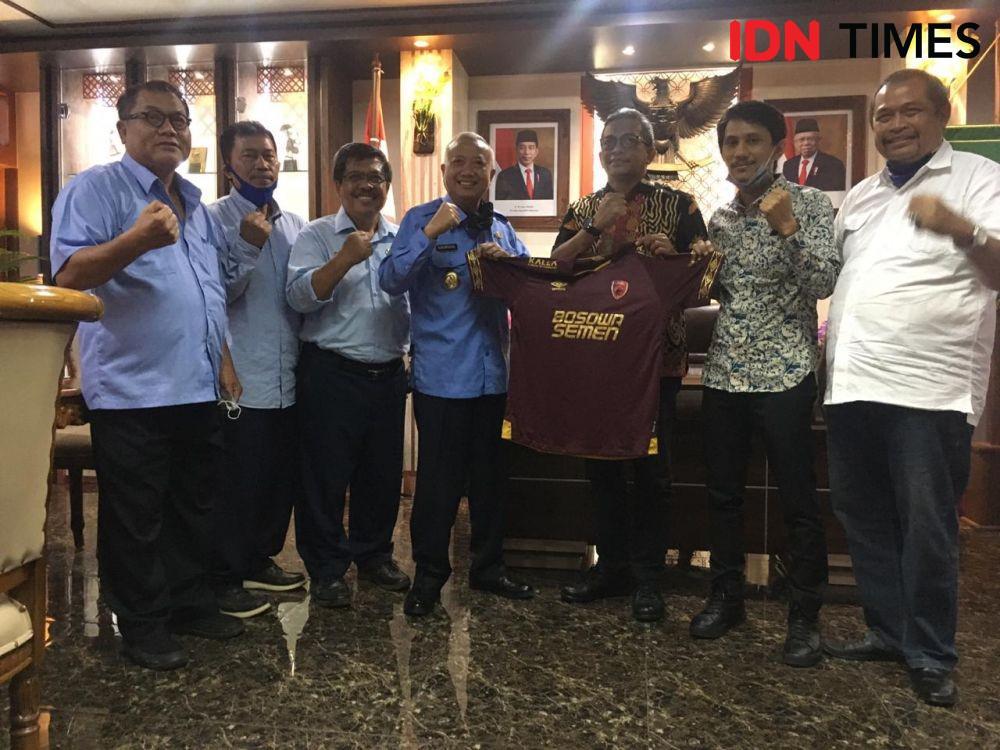 Perwakilan PSM Makasar bersilaturahmi dengan Bupati Bantul Suharsono. IDN Times/Daruwaskita