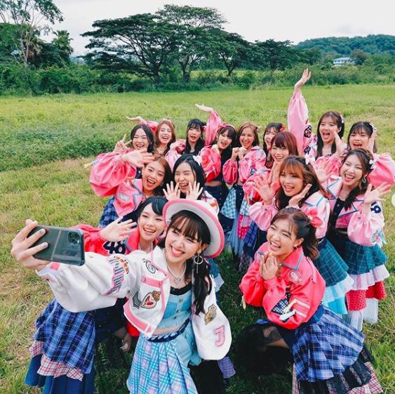 10 Pesona dan Kekompakan Member BNK48 yang Bikin Jatuh Hati