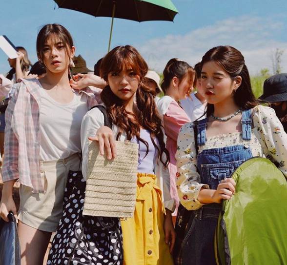instagram.com/wee.bnk48official