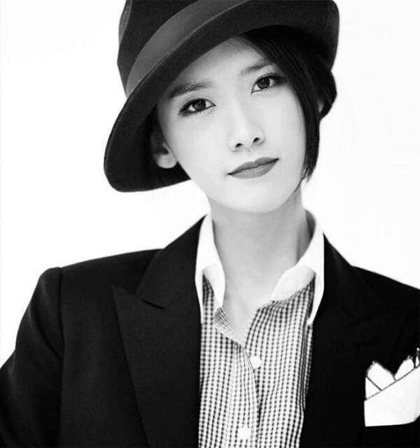 Twitter.com/YOONADDICTcom