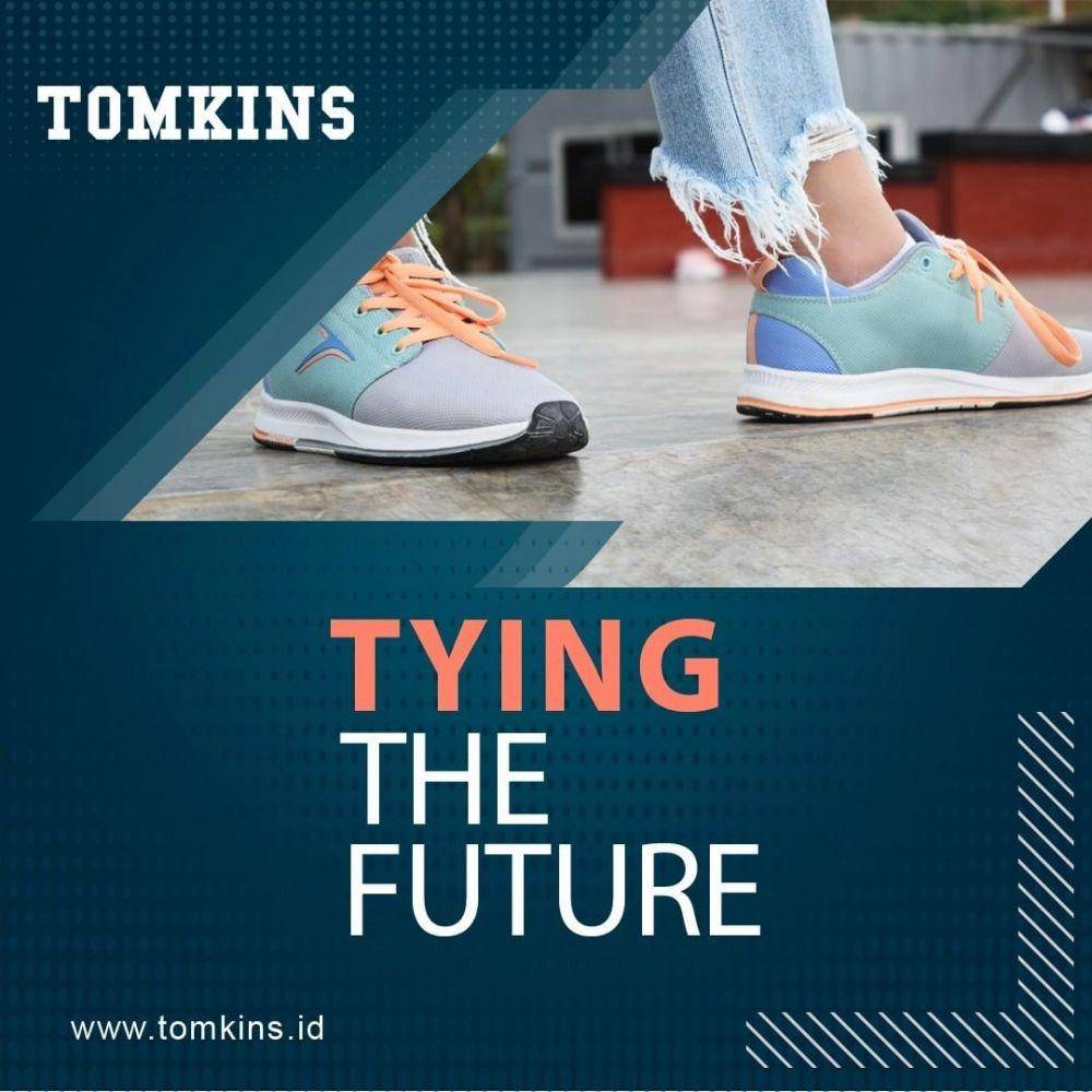 Instagram/@mytomkins