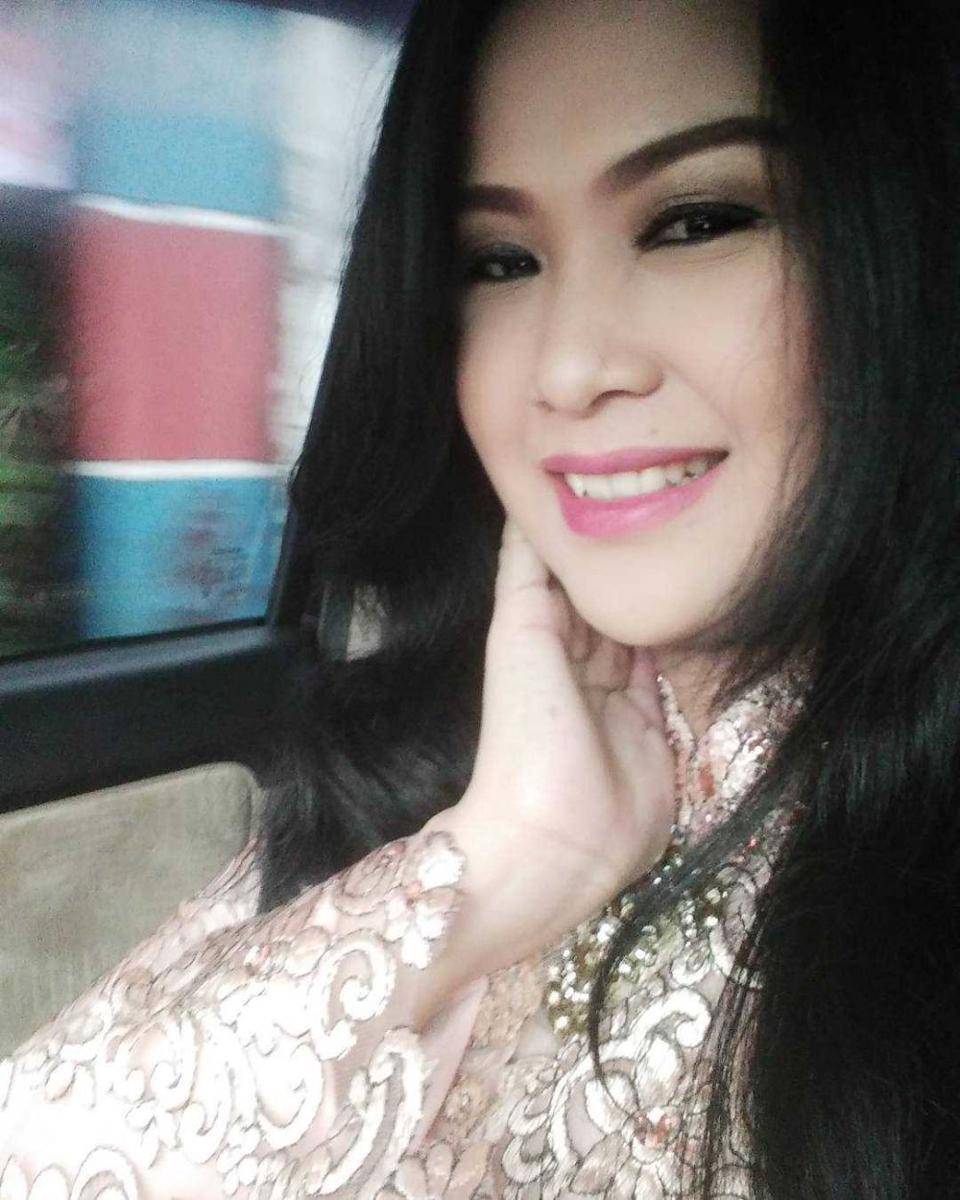 instagram.com/dewiye04