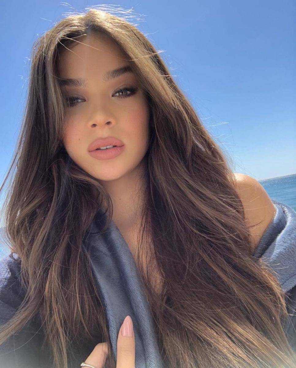 Instagram.com/haileesteinfeld