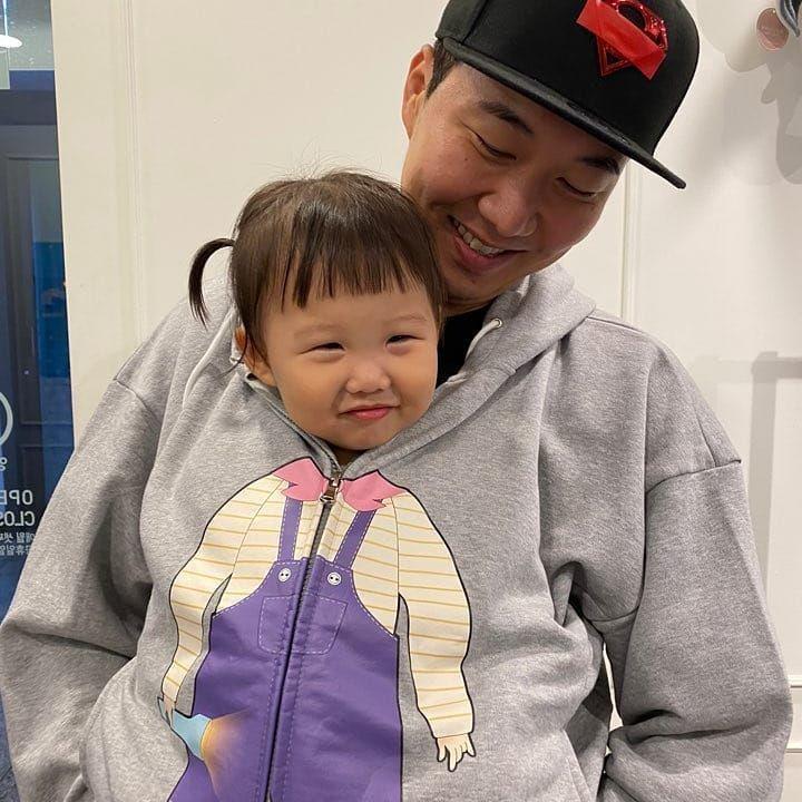 10 Potret Gemas Do Ha Young Return of Superman, Bikin Pengin Cubit!
