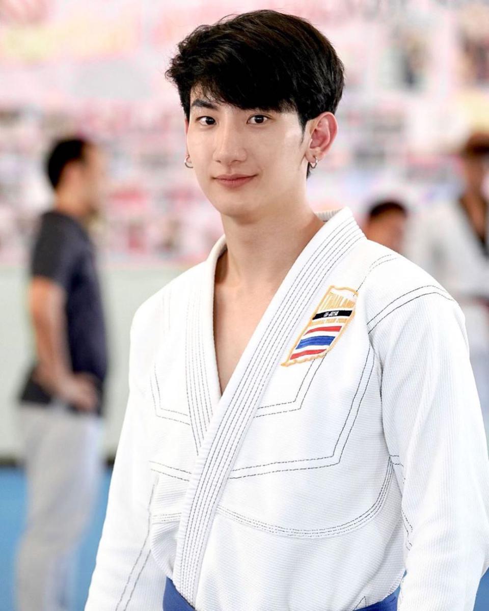 instagram.com/toptap_jirakit