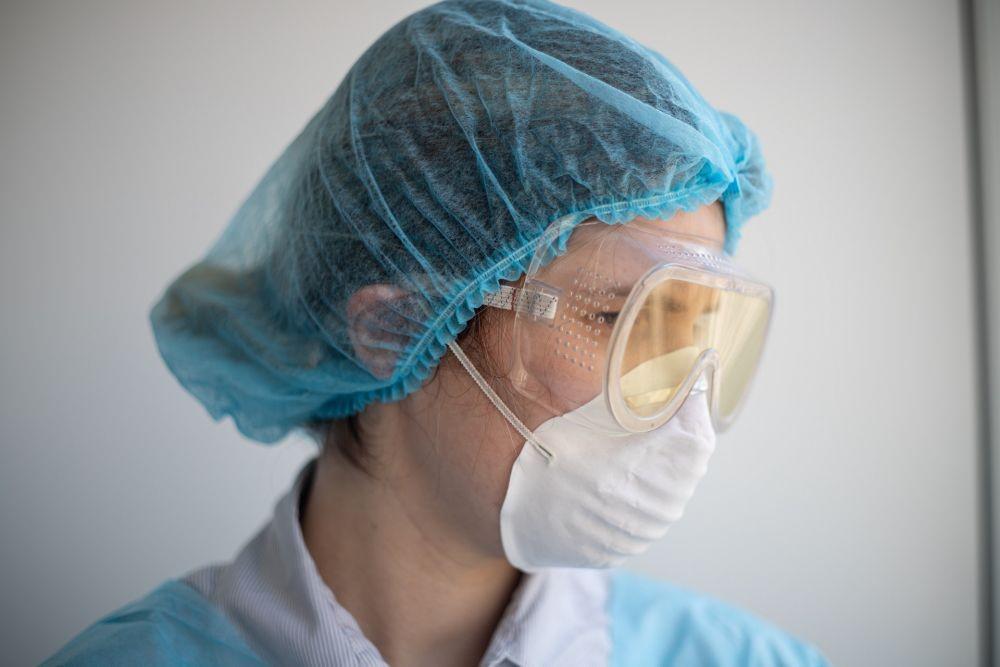 Selain Masker, Perlu Tambah Kacamata untuk Perlindungan dari COVID-19?