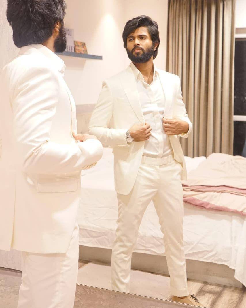 instagram.com/thedeverakonda