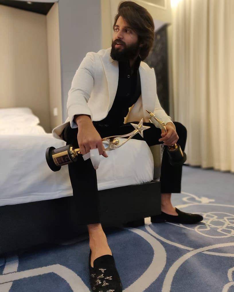 instagram.com/thedeverakonda