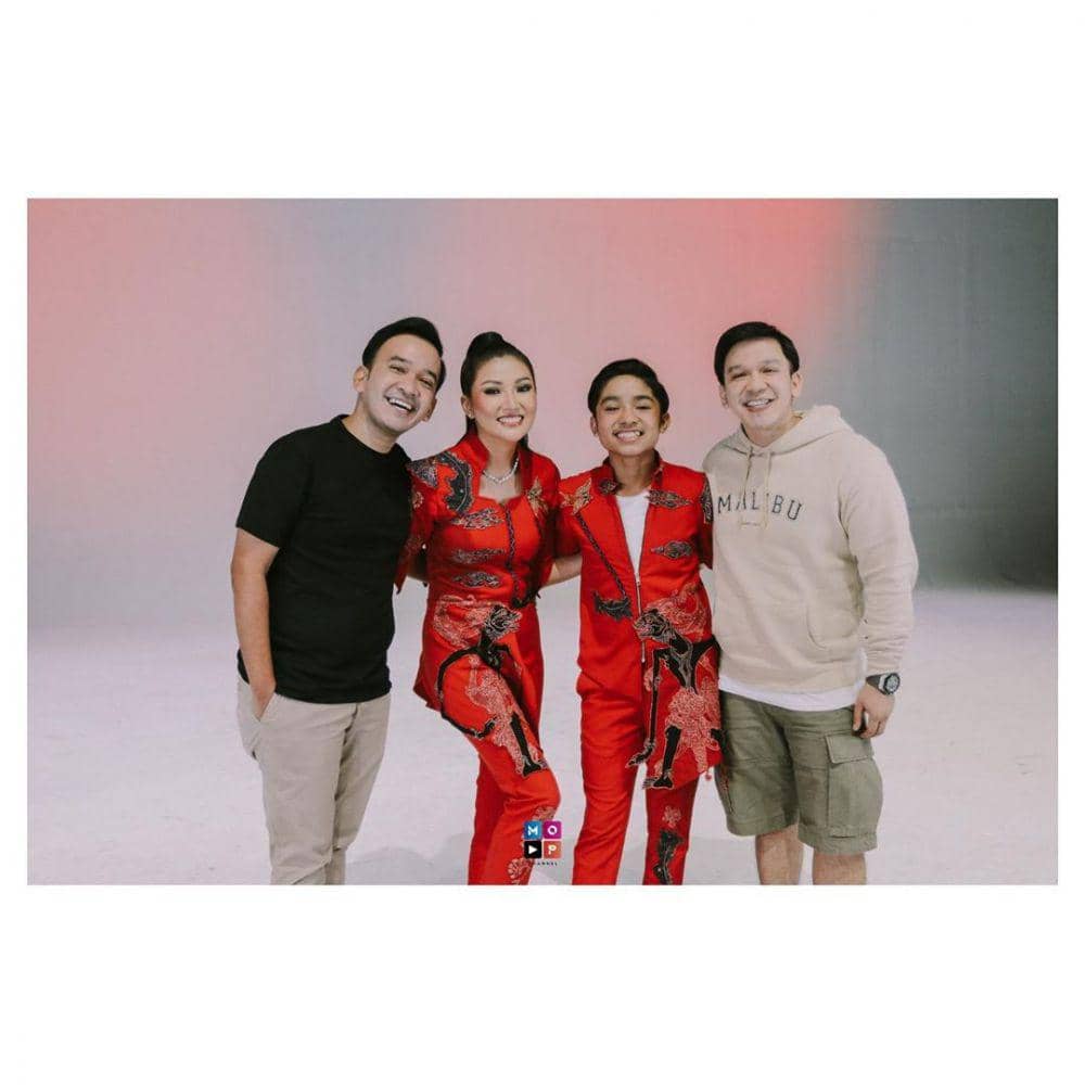 Garapan Jordi Onsu, 10 Potret Keseruan Syuting Klip 'Anak Nusantara'