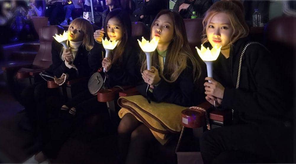 instagram.com/blackpinkofficial