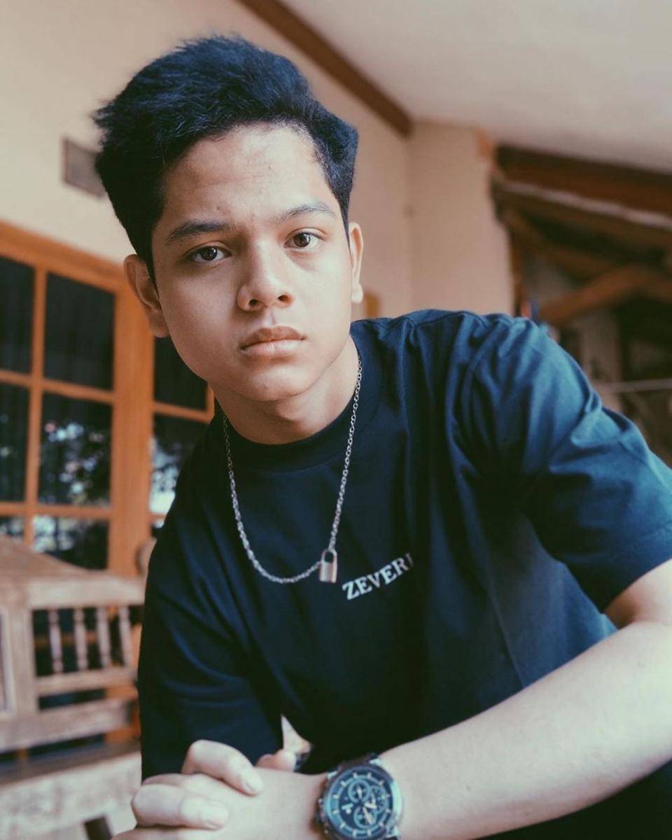 instagram.com/rifatdarwis_