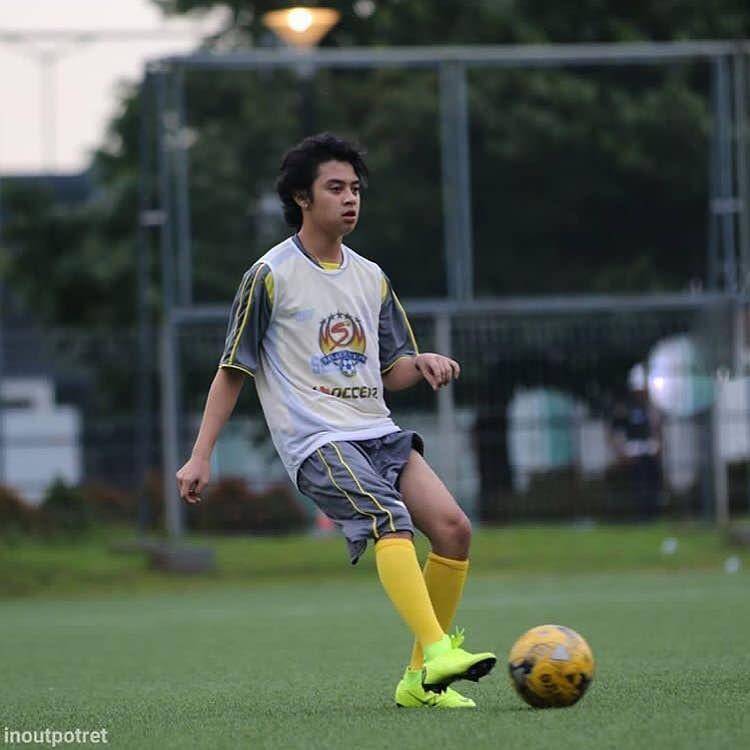 Instagram.com/bastiansteel