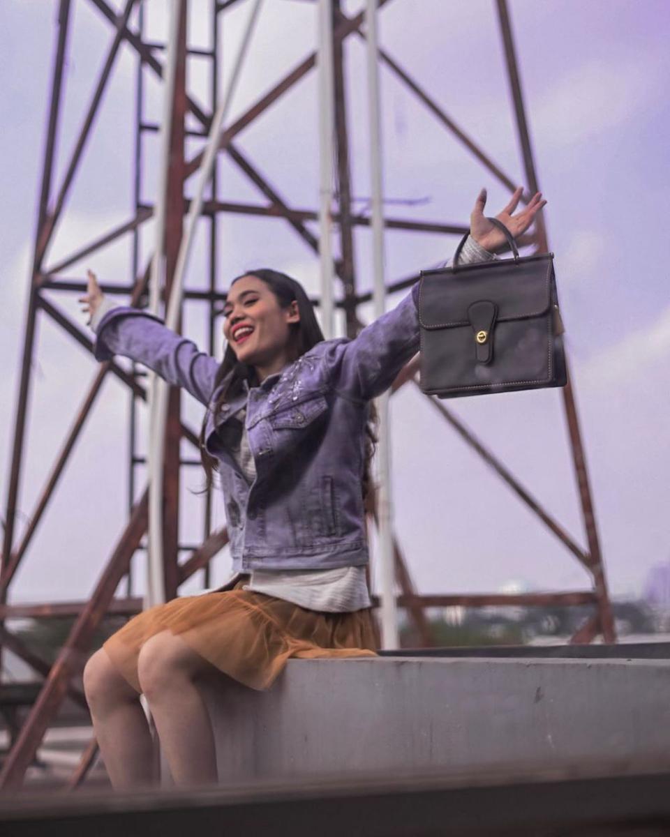 instagram.com/sherylsheinafia