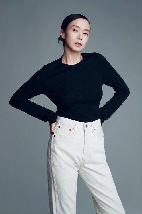 Instagram.com/doyeonnne