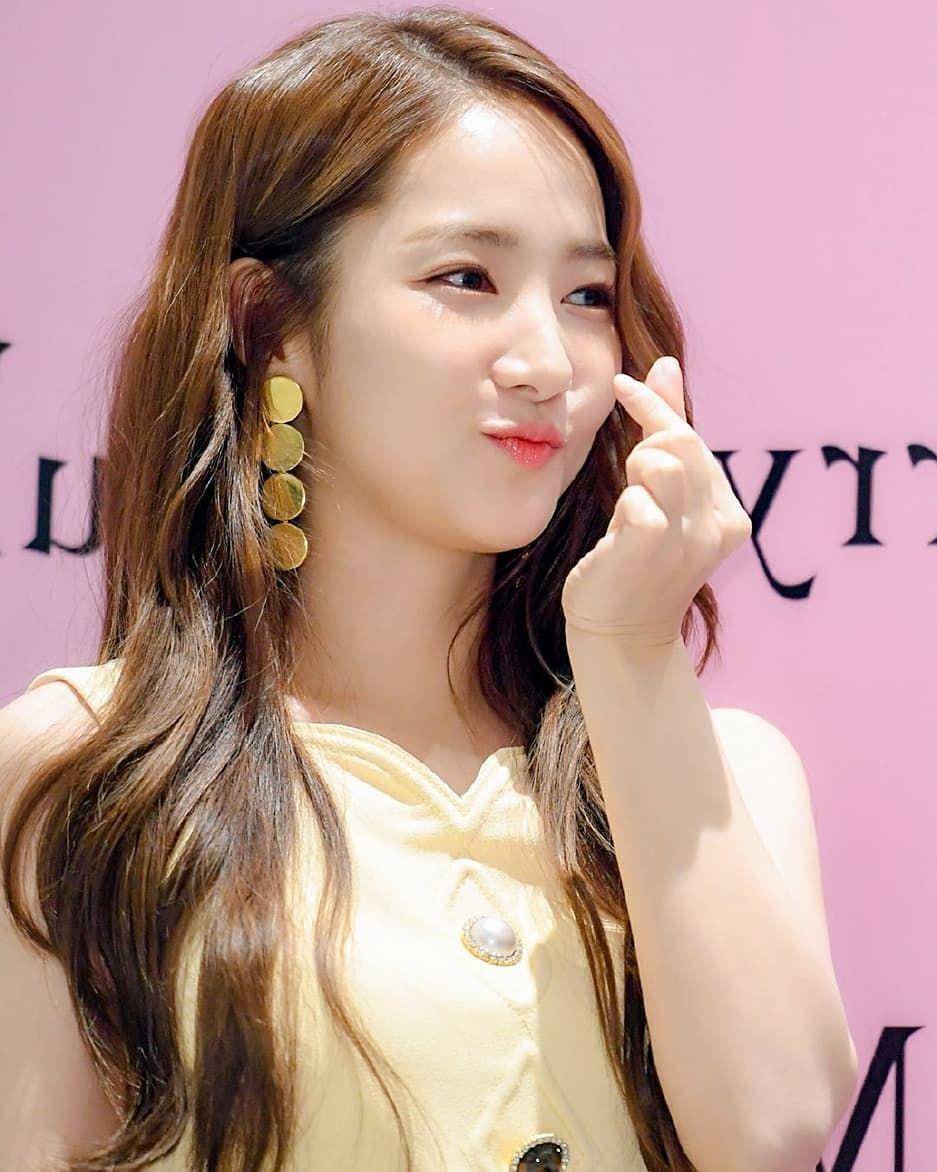 instagram.com/parkminyoung143/
