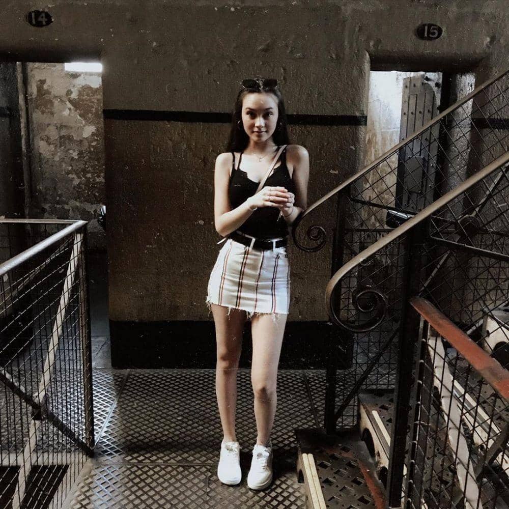 instagram.com/caitlinhalderman