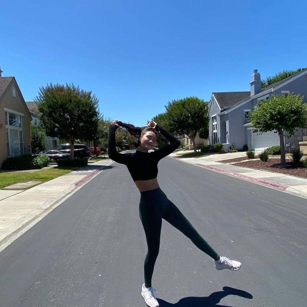 instagram.com/caitlinhalderman