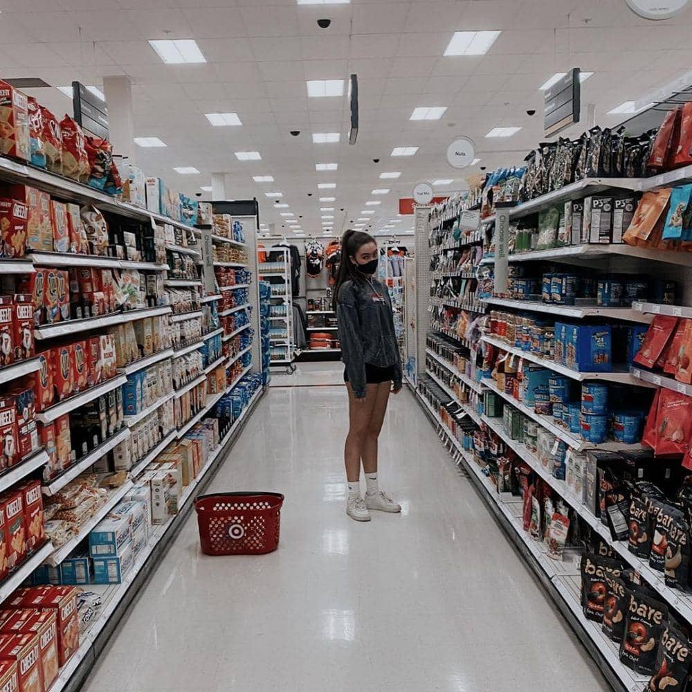 instagram.com/caitlinhalderman