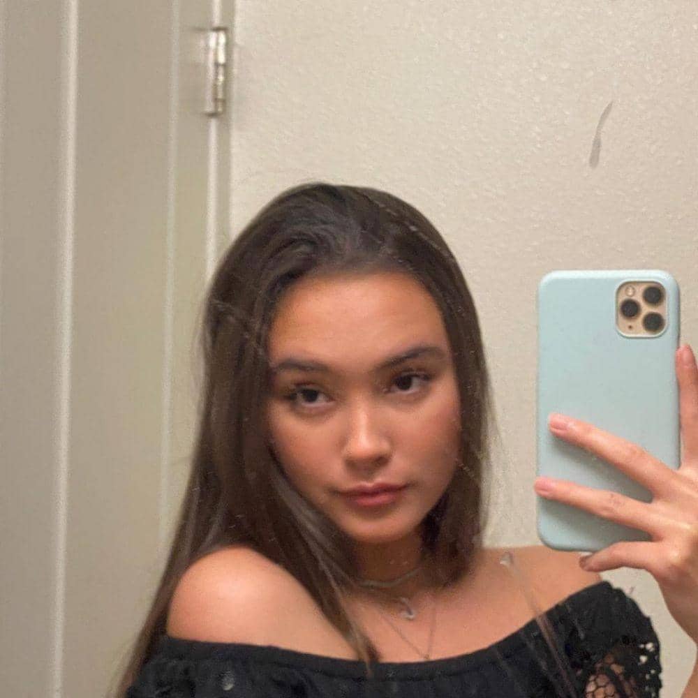 instagram.com/caitlinhalderman