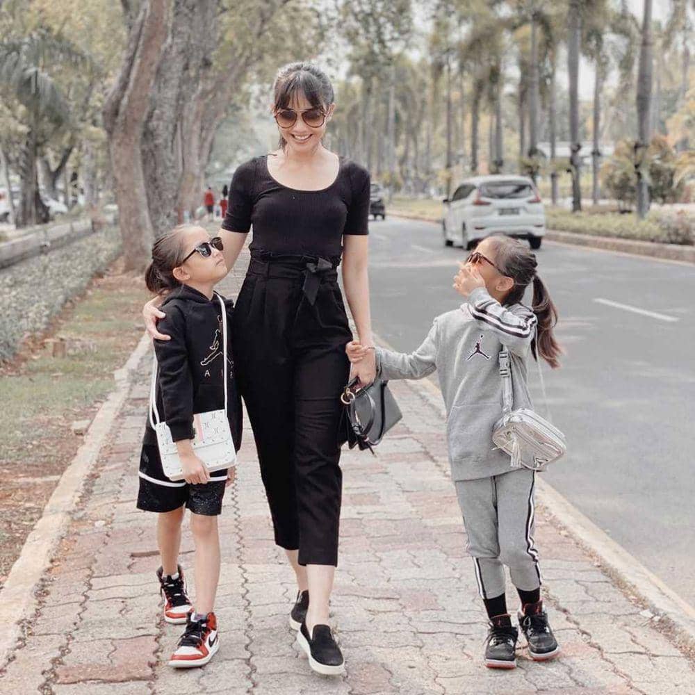 Instagram.com/ririndwiariyanti